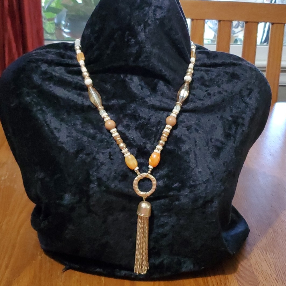 C1946 Beaded Tassel Necklace